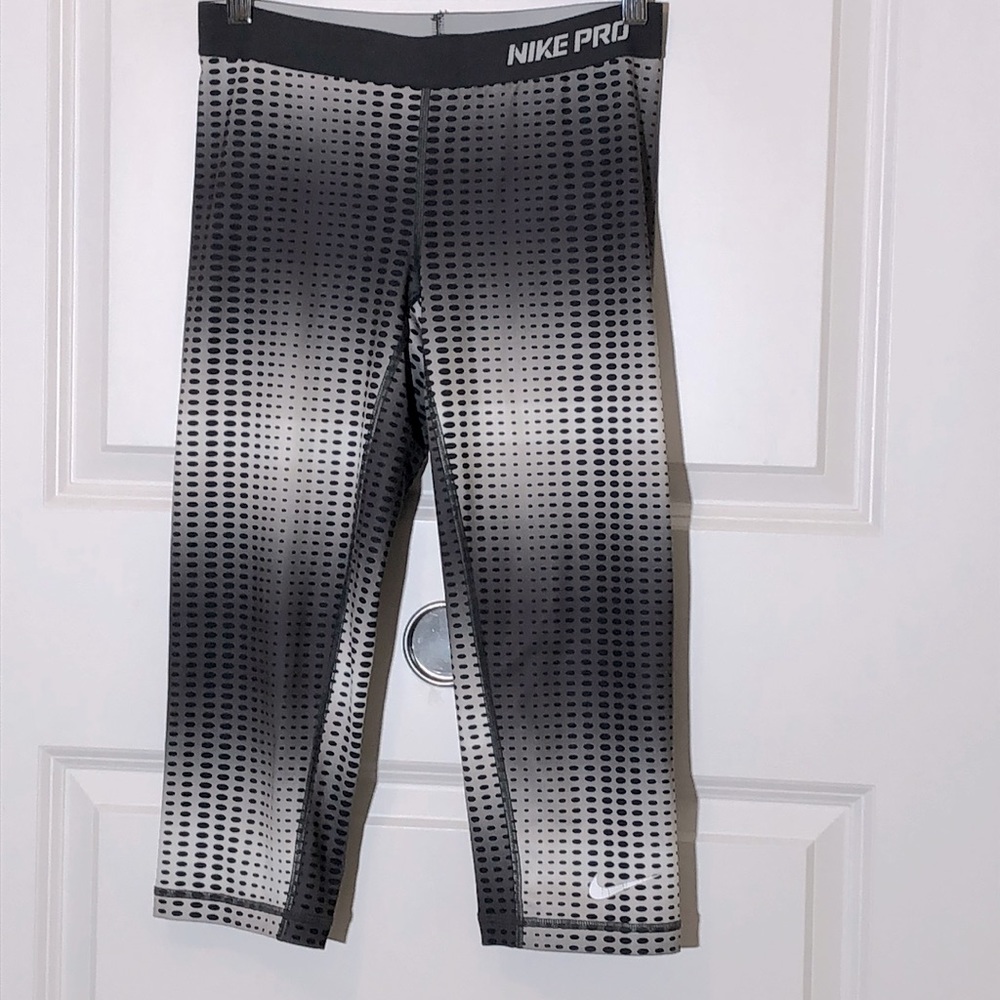 Nike Pro Polka Dot Cropped Running Pants Small